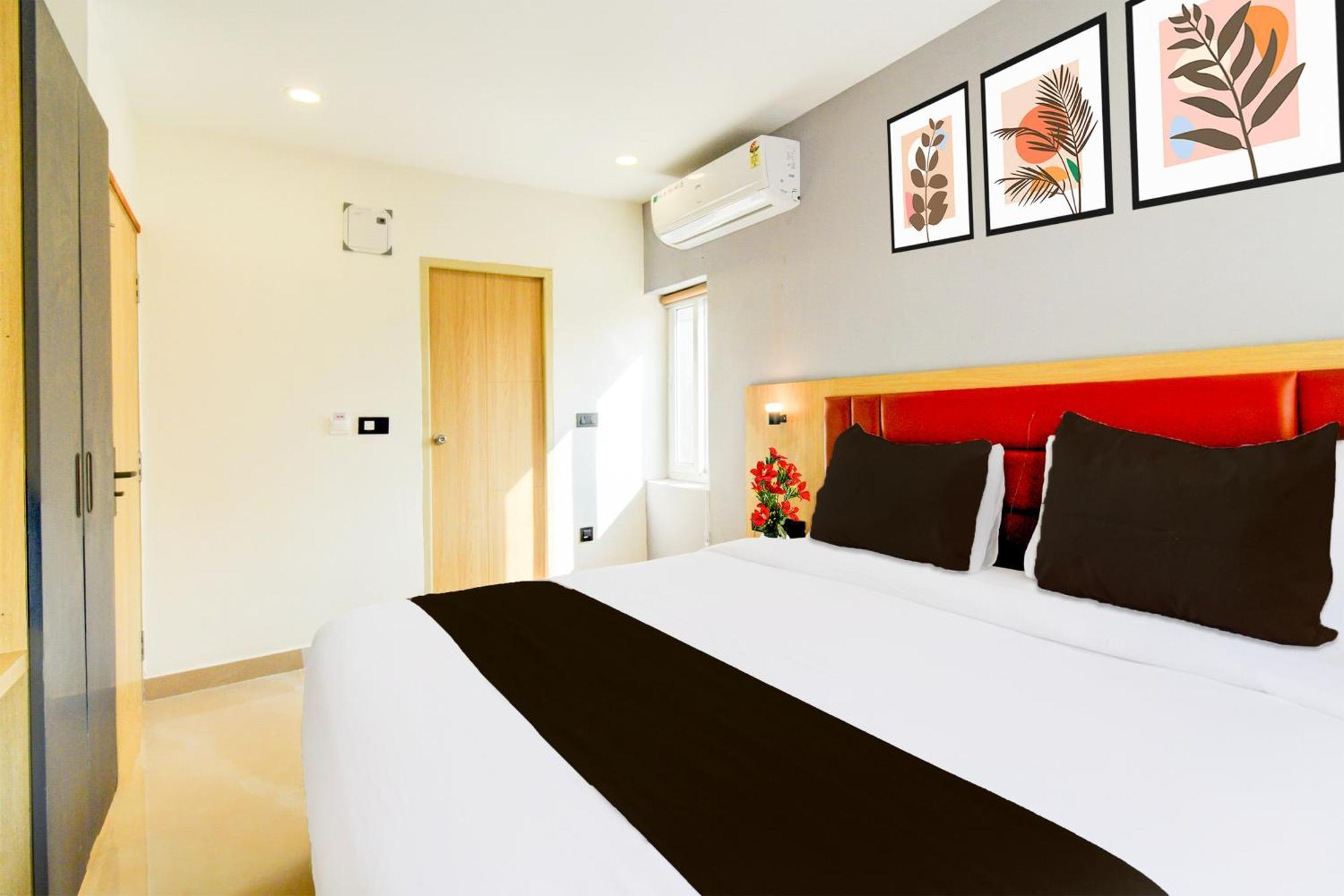 Townhouse Aarav Business Hotel Hyderabad Bagian luar foto