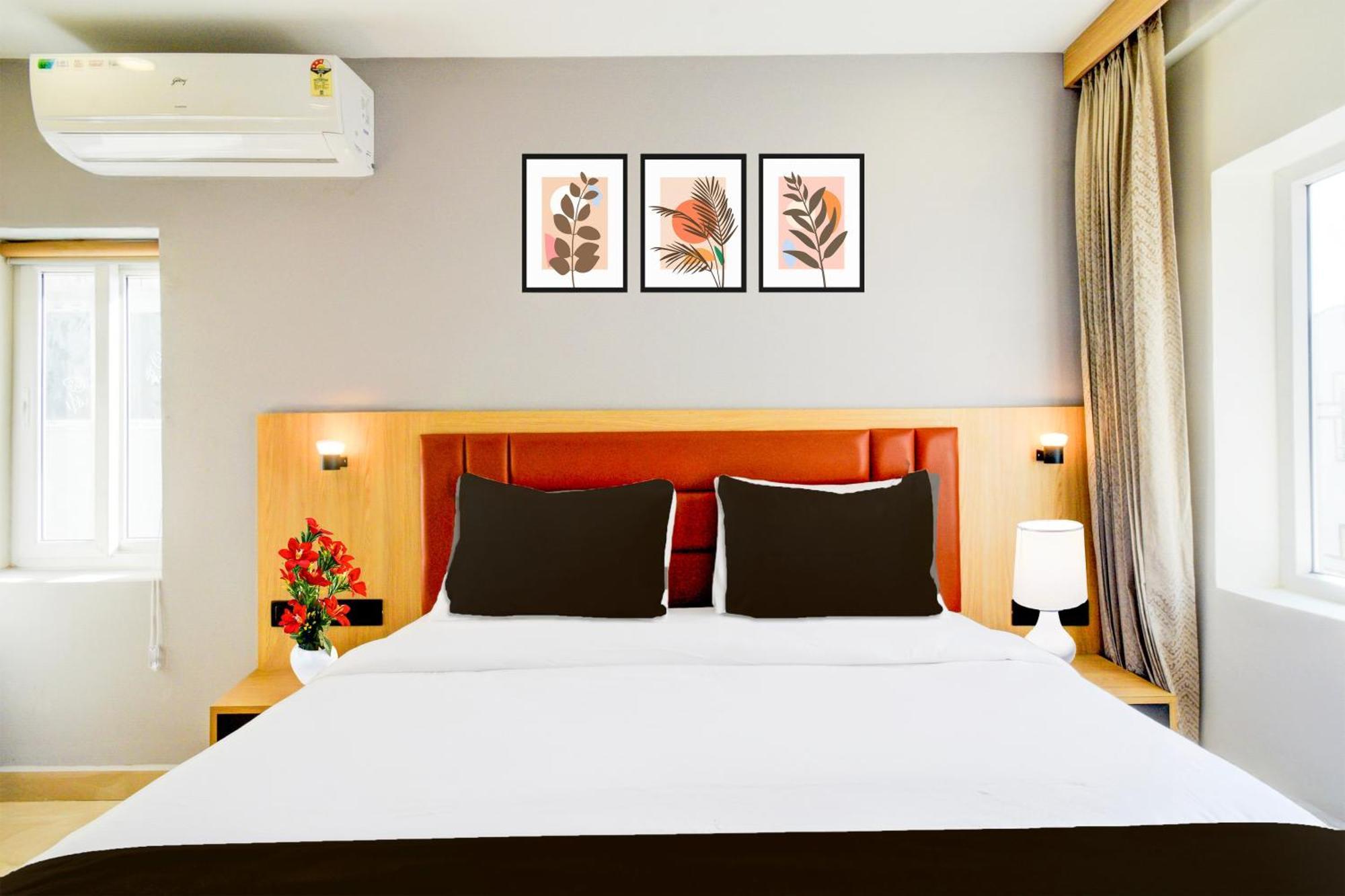 Townhouse Aarav Business Hotel Hyderabad Bagian luar foto